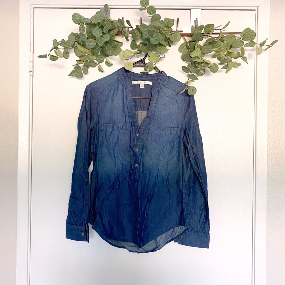 LC Lauren Conrad Denim Shirt Size Small